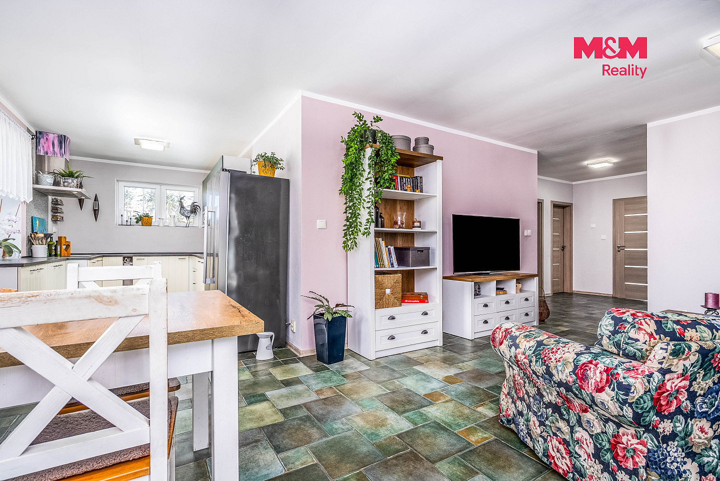 Prodej domu 104 m² s pozemkem 1 091 m² – fotografie 3