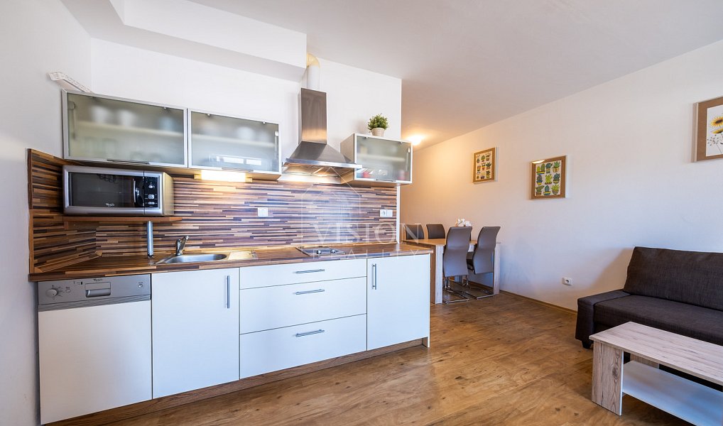 Prodej bytu 1+kk 41 m², Lipno nad Vltavou – náhled fotky 2