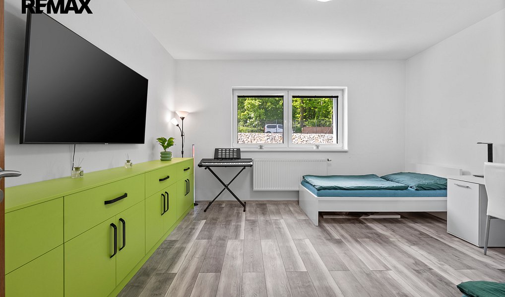 Prodej domu 171 m² s pozemkem 1 730 m², Žďár – náhled fotky 26