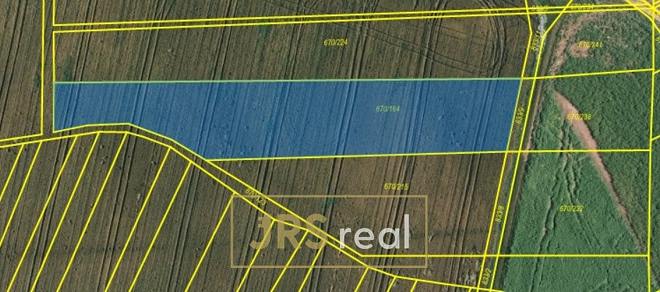 Prodej pole 2 507 m²