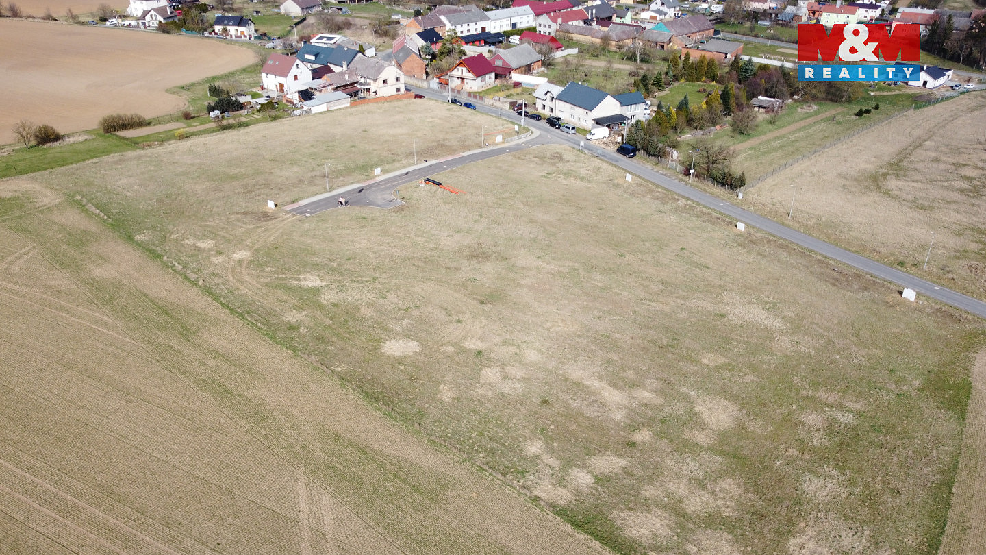Prodej stavebního pozemku 1 072 m² — photo 4