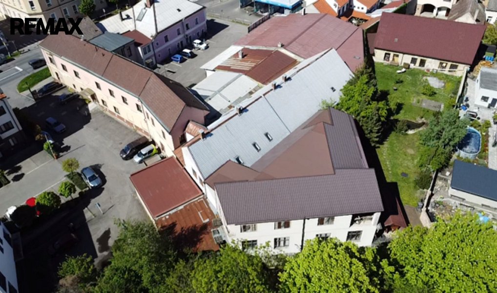 Prodej obchodních prostor 687 m², Chrudim – fotka 1 z 9