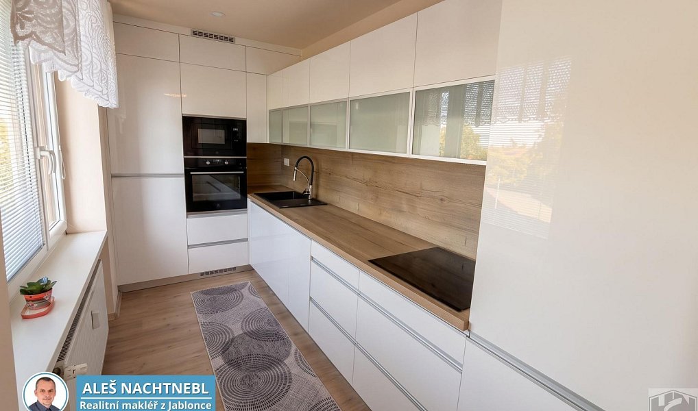 Prodej bytu 3+1 80 m², Jablonec nad Nisou – náhled fotky 4