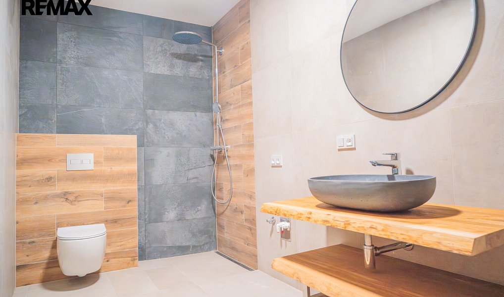 Prodej bytu 4+1 130 m², Černilov – náhled fotky 34