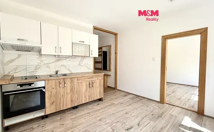 Pronájem bytu 1+1 38 m², Slovenského národního povstání, Louny