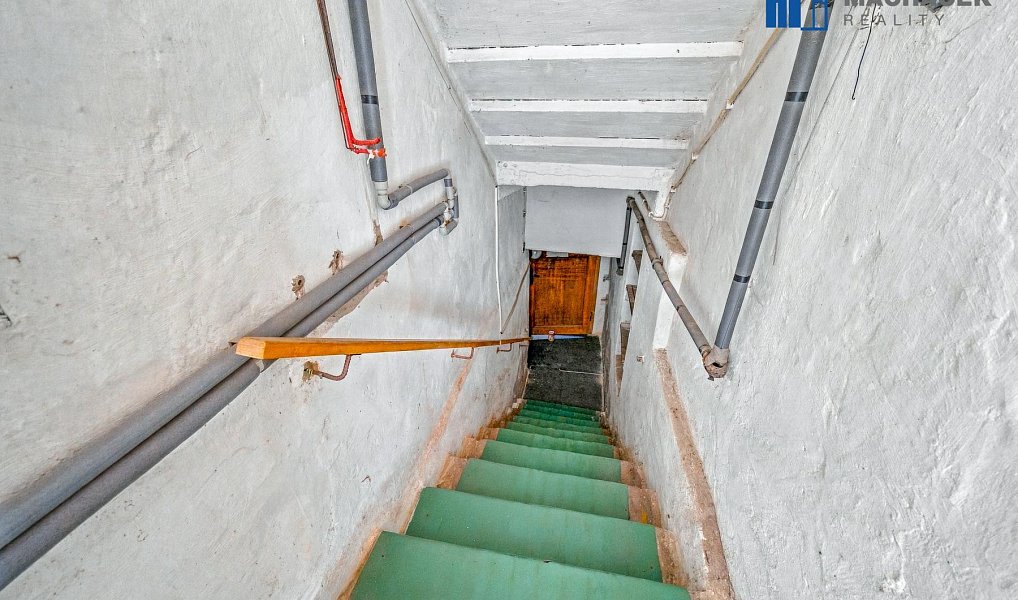 Prodej domu 161 m² s pozemkem 293 m², Zabrušany – náhled fotky 44