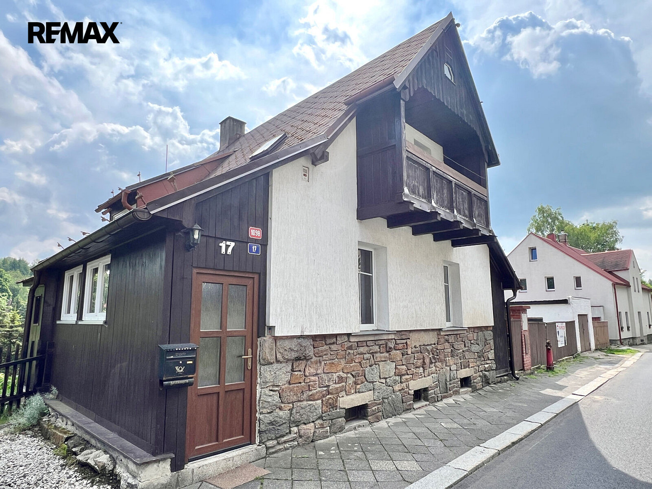 Prodej domu 145 m² s pozemkem 708 m² – fotografie 2
