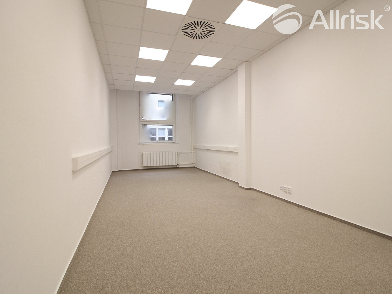 Pronájem kanceláře 15 m² – fotografie 3