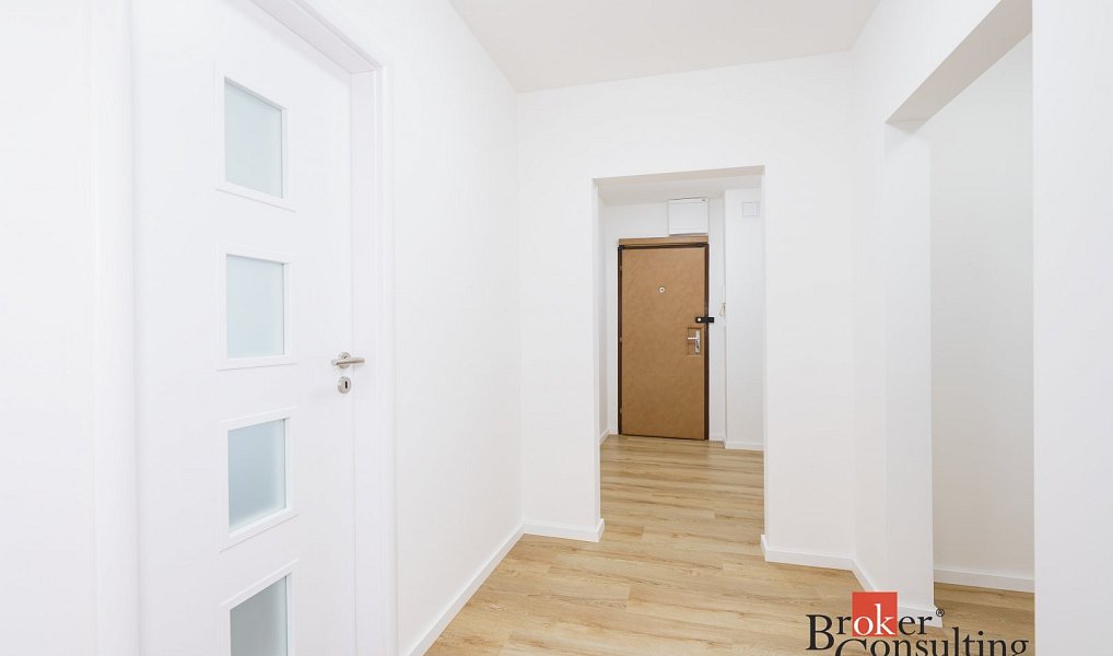 Pronájem bytu 3+1 79 m², Praha – náhled fotky 14