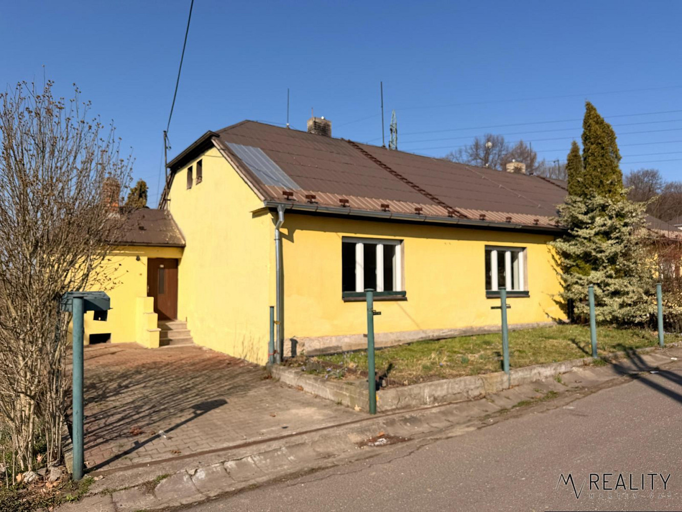 Prodej domu 200 m² s pozemkem 900 m² – fotografie 3