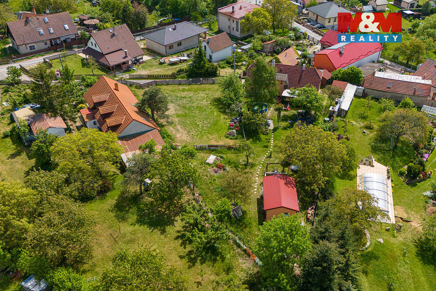 Prodej stavebního pozemku 952 m² - Widok 6