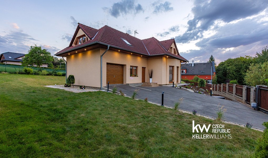 Prodej domu 203 m² s pozemkem 1 141 m², Říčany – náhled fotky 28