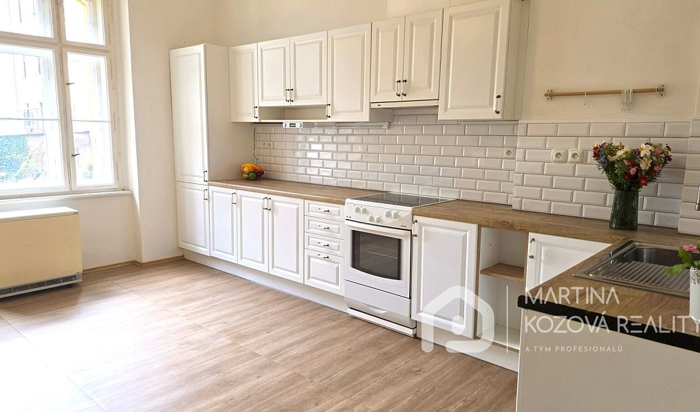 Pronájem bytu 4+1 130 m², Praha – náhled fotky 11