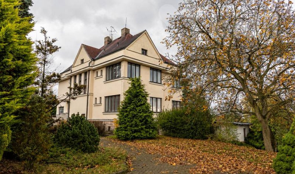Prodej nájemního domu, činžáku 482 m², Červený Kostelec – náhled fotky 2