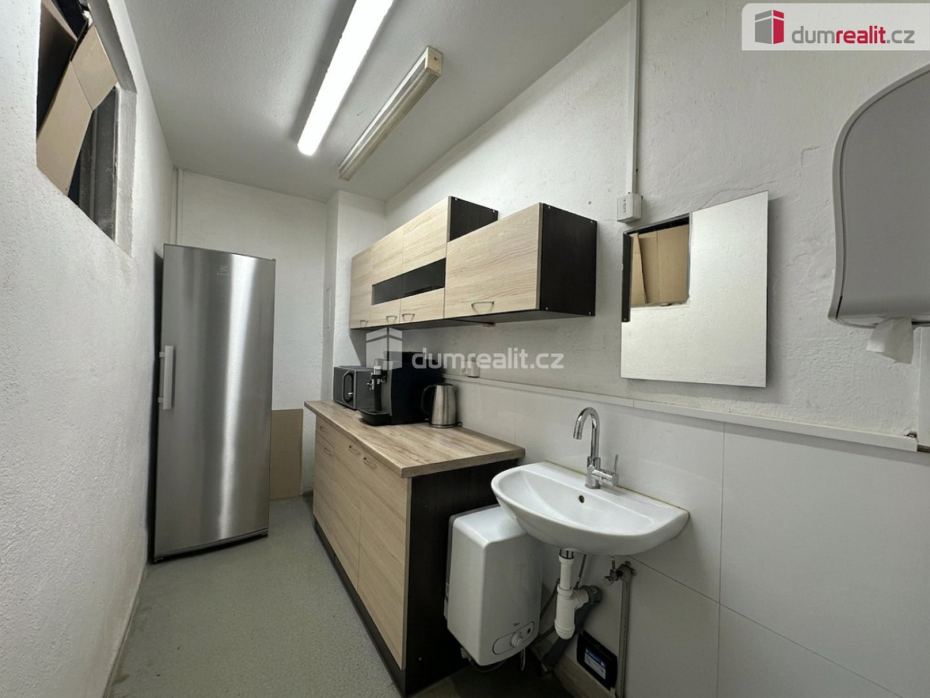 Pronájem skladovacích prostor 360 m² – fotografie 2