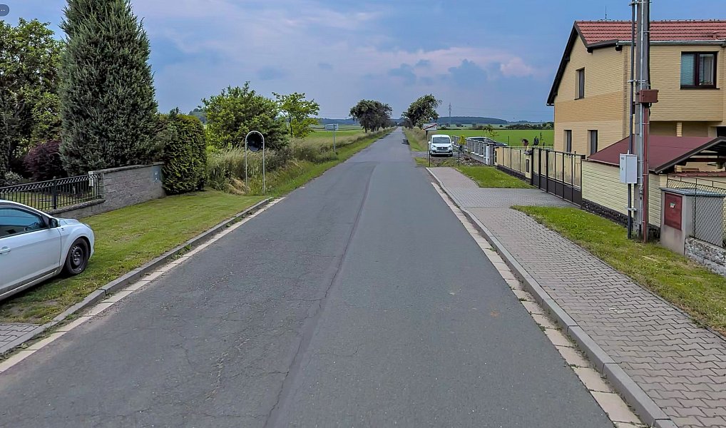 Prodej stavebního pozemku 800 m², Dolany – náhled fotky 6