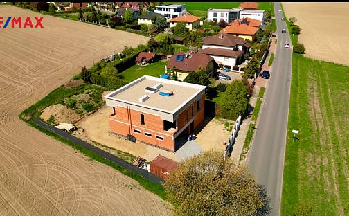 Prodej domu 334 m² s pozemkem 1 015 m², Kunratická, Průhonice - Rozkoš, okres Praha-západ