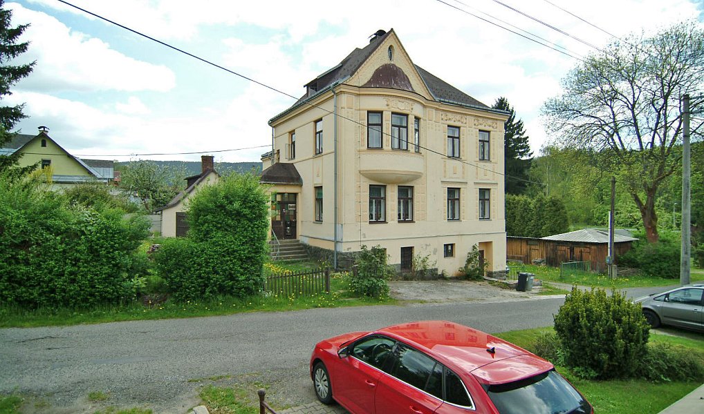 Prodej domu 418 m² s pozemkem 1 134 m², Tanvald – náhled fotky 2