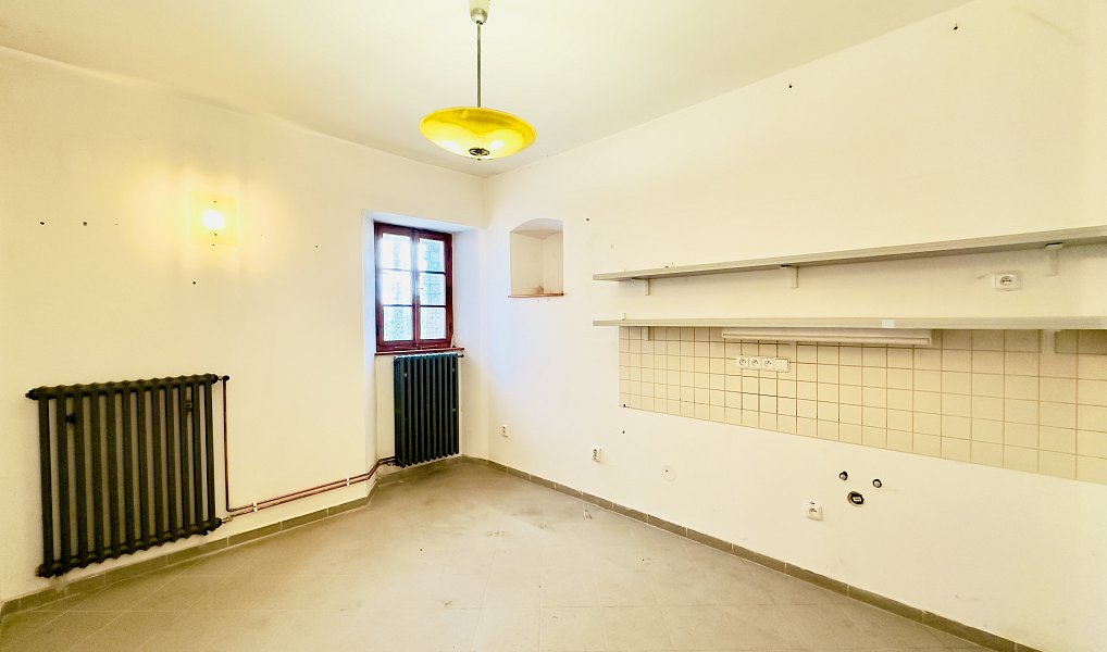 Prodej domu 324 m², Blatná – náhled fotky 20