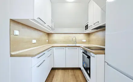 Pronájem bytu 2+kk 38 m², Pod Košutkou, Plzeň - Bolevec