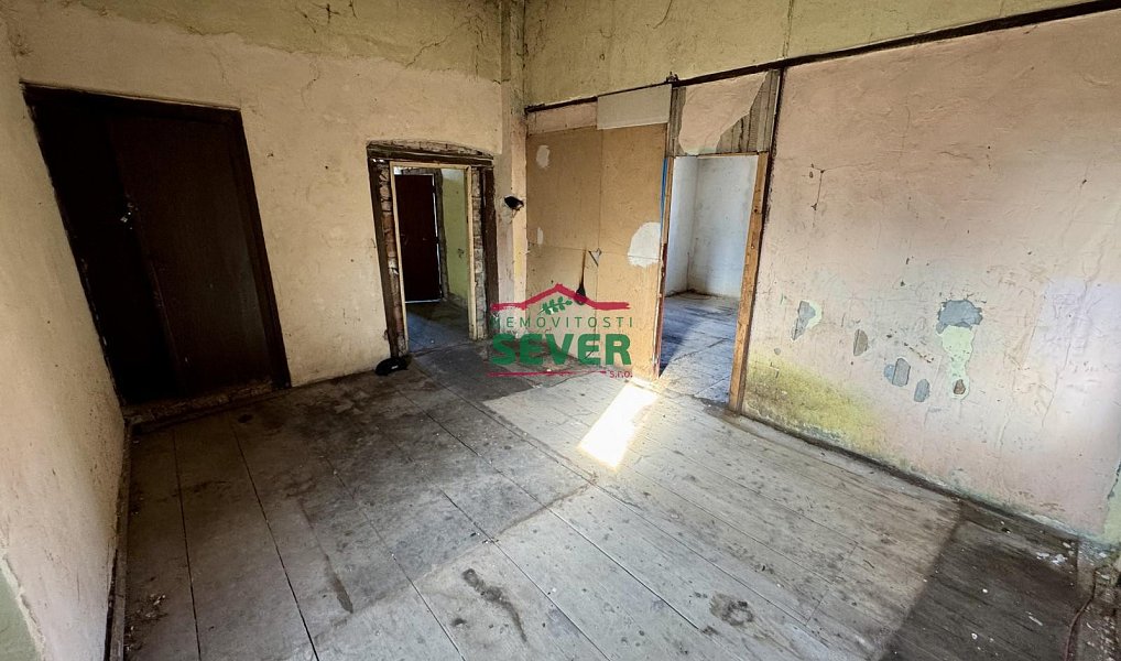 Prodej domu 300 m² s pozemkem 340 m², Domoušice – náhled fotky 5