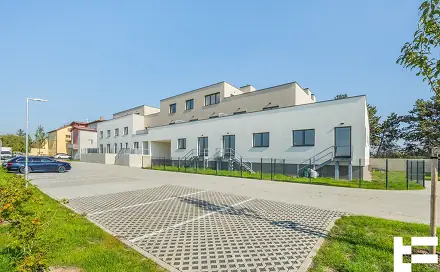 Prodej komerčního objektu (jiného typu) 14 m², Praha 9 - Satalice