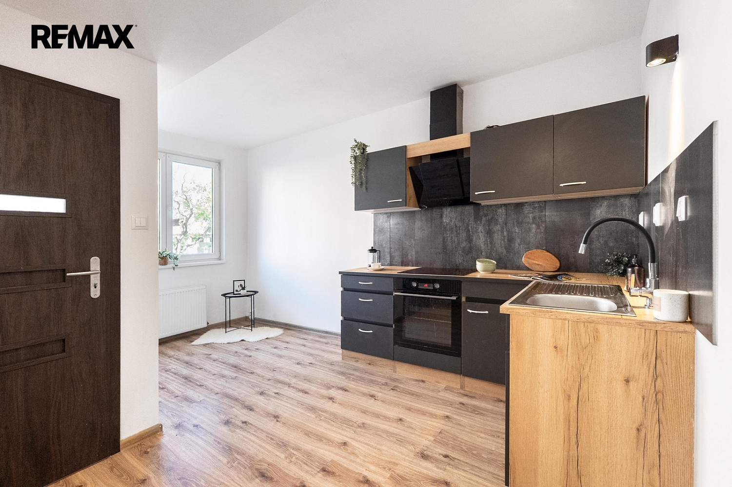 Prodej bytu 2+1 58 m² — photo 3