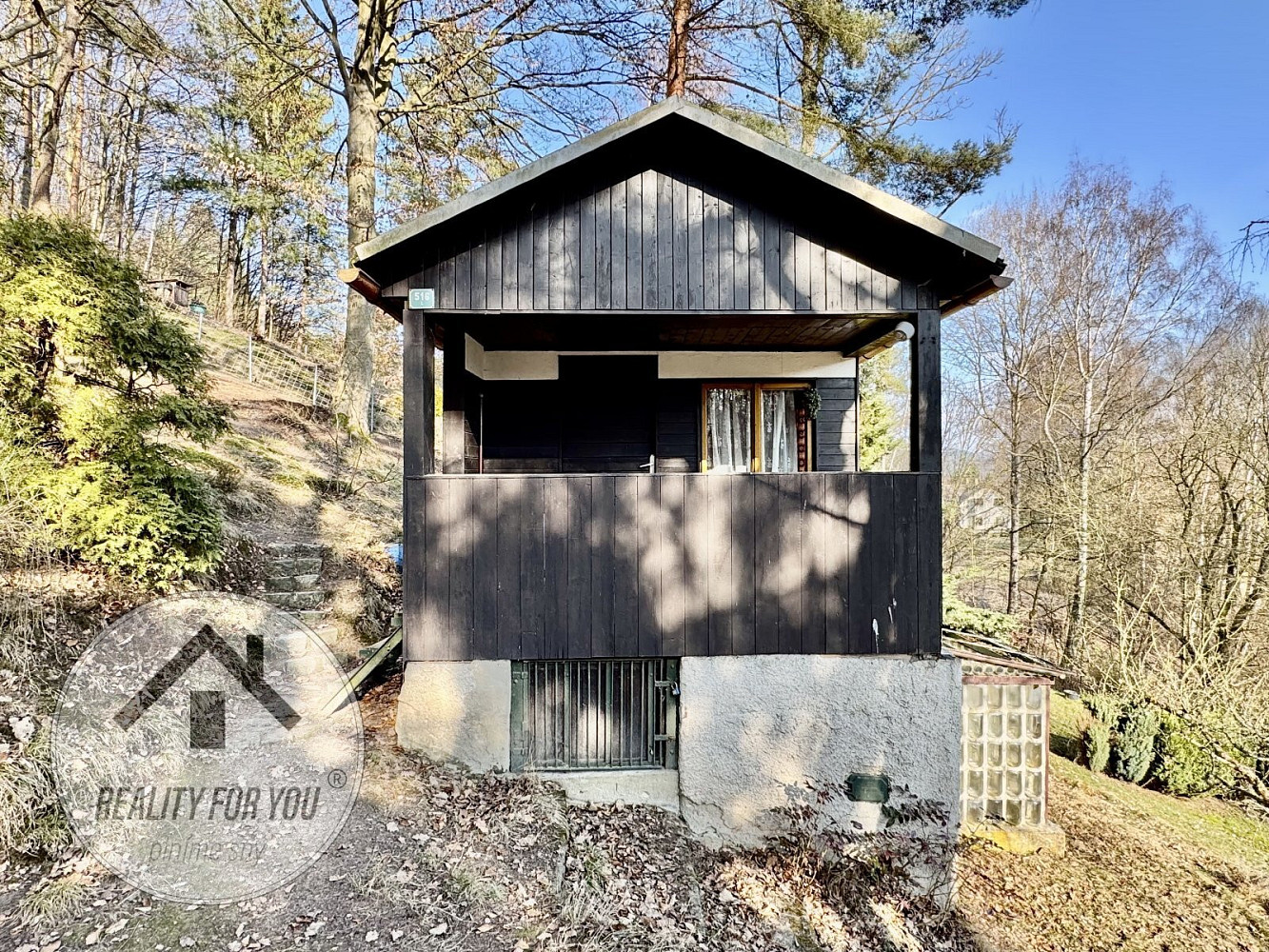 Prodej chaty/chalupy 24 m² s pozemkem 1 236 m²
