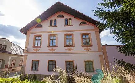 Prodej nájemního domu, činžáku 230 m², Tomkova, Police nad Metují, okres Náchod