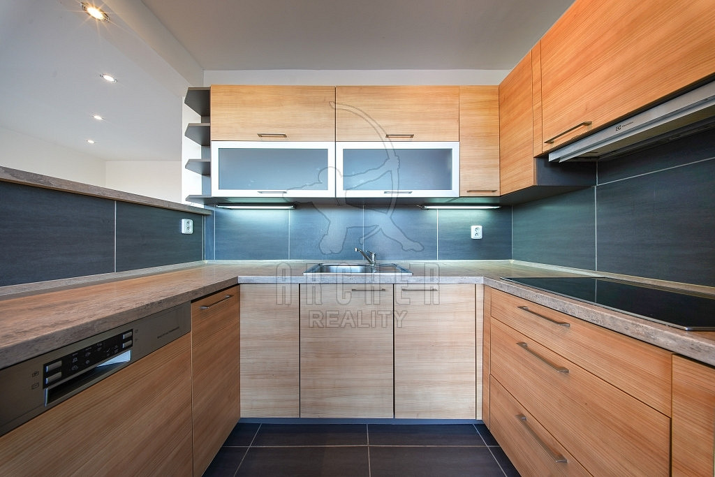 Prodej bytu 3+1 77 m² — photo 3