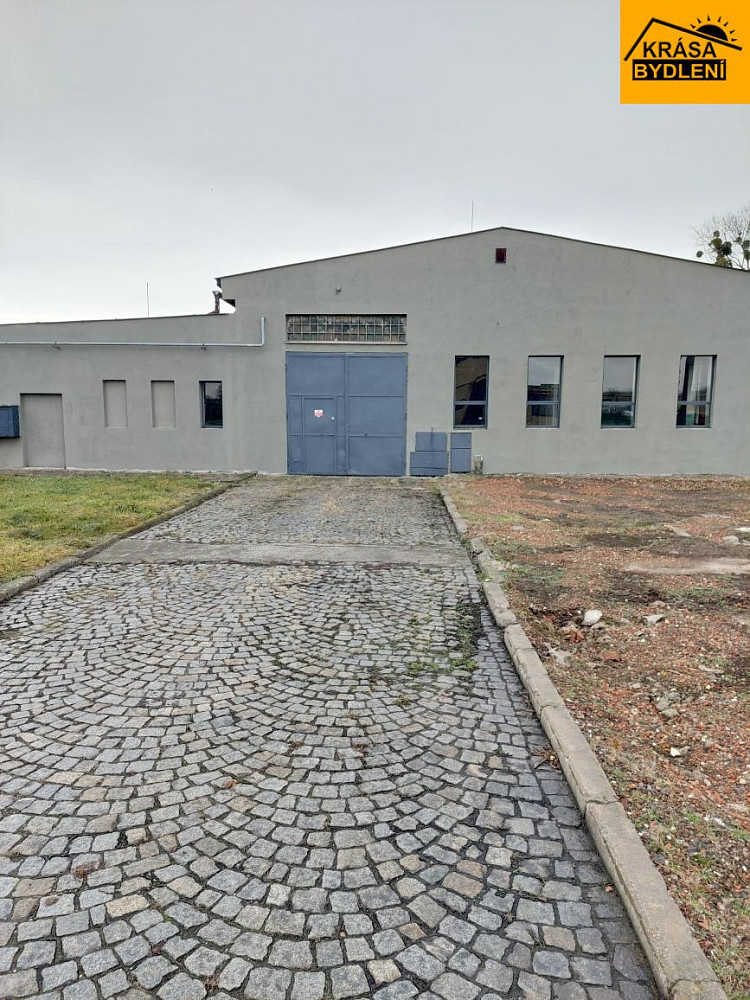 Pronájem skladovacích prostor 1 000 m² — photo 2
