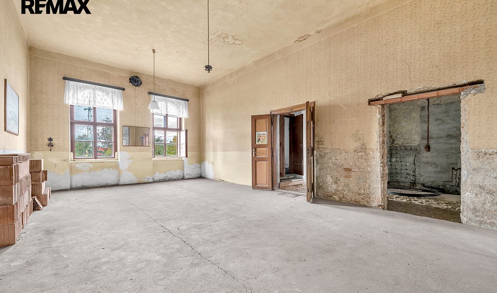 Prodej komerčního objektu (jiného typu) 370 m², Luštěnice – náhled fotky 16