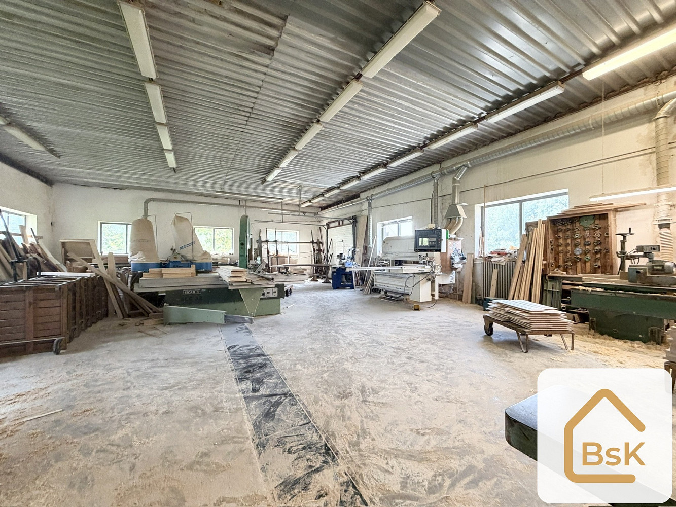 Prodej výrobních prostor 1 100 m² – fotografie 5