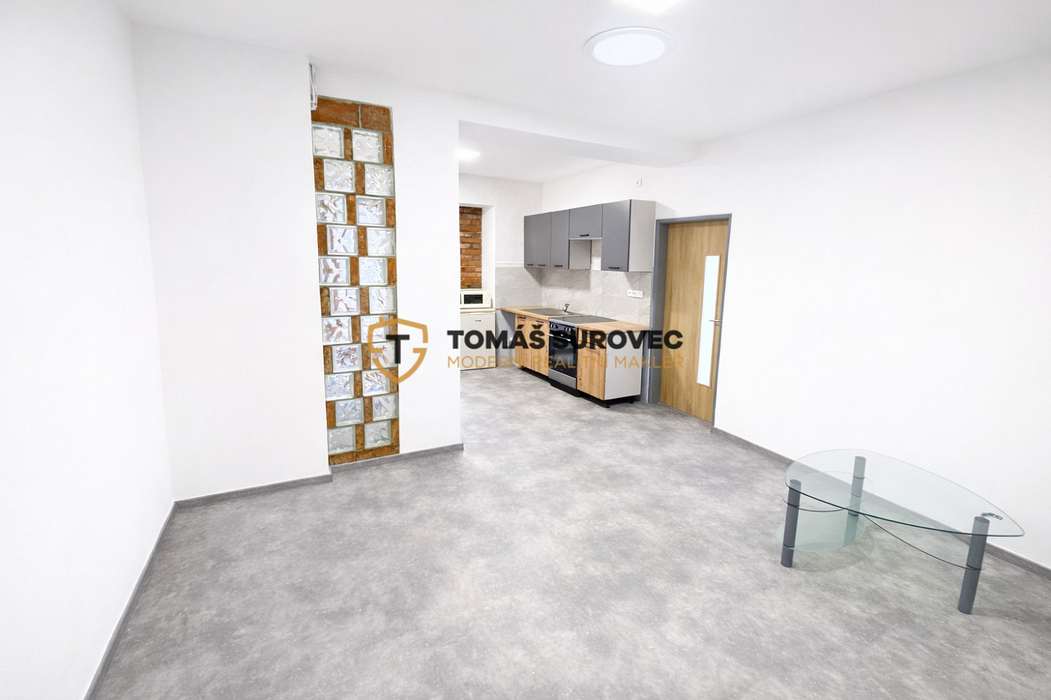 Pronájem kanceláře 64 m²