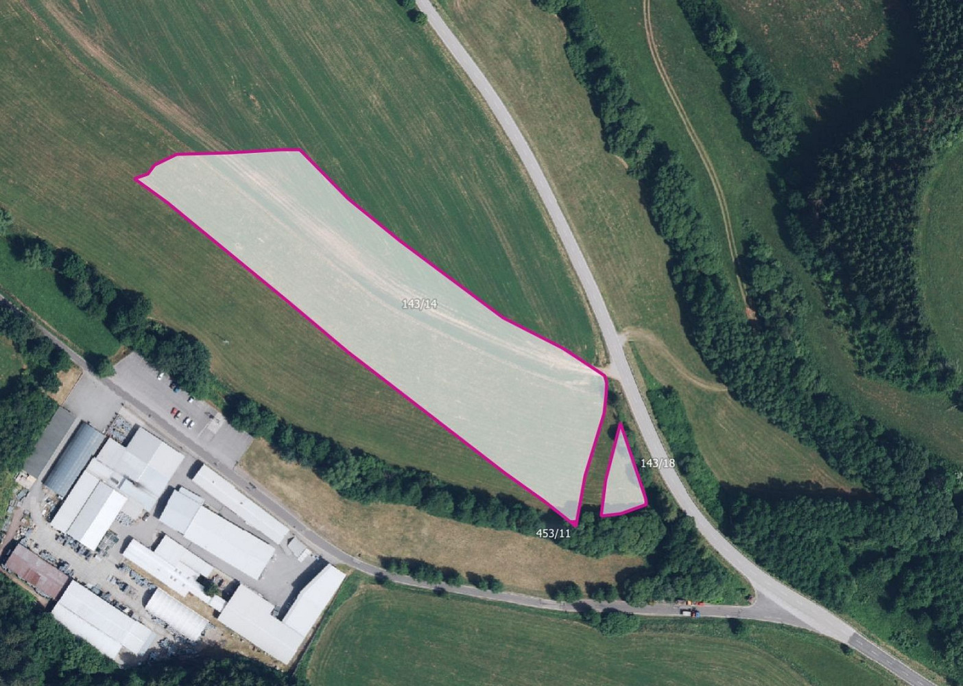 Prodej pole 15 334 m²