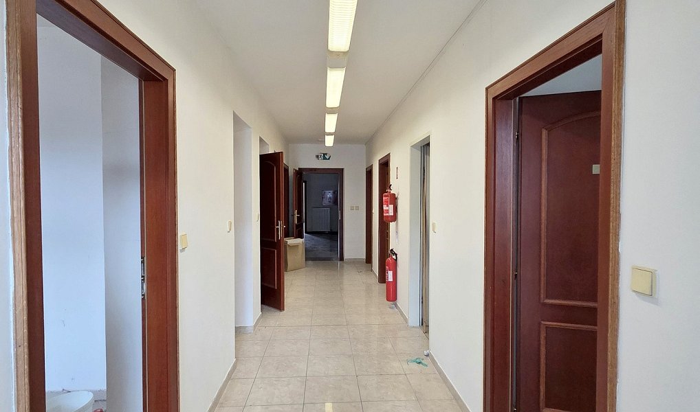 Prodej nájemního domu, činžáku 961 m², Frýdlant – náhled fotky 21