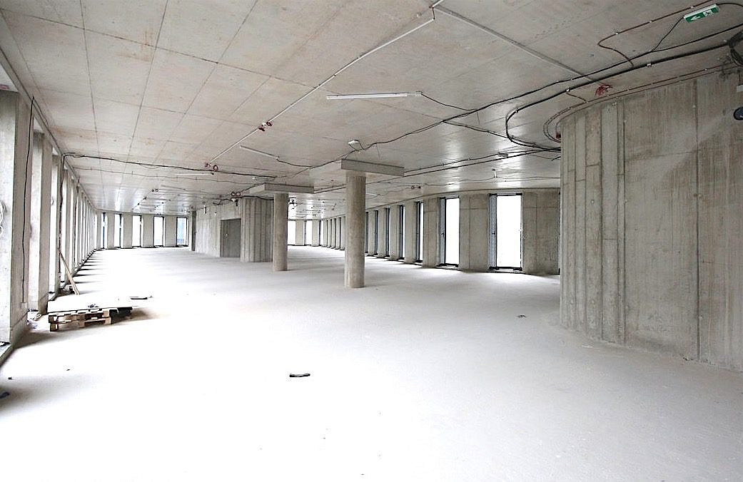 Pronájem kanceláře 447 m² – fotografie 4