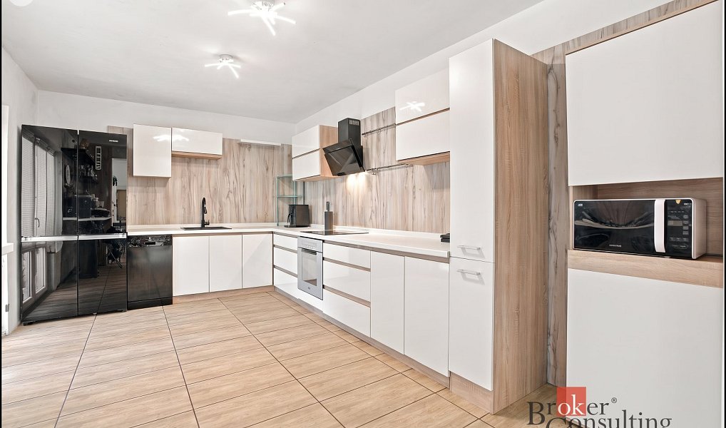 Prodej domu 171 m² s pozemkem 2 024 m², Krajková – náhled fotky 2