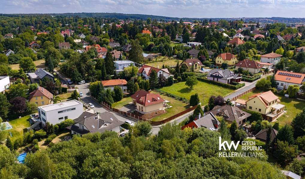 Prodej domu 203 m² s pozemkem 1 141 m², Říčany – náhled fotky 2