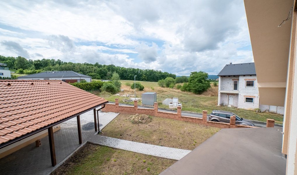 Prodej domu 218 m² s pozemkem 1 043 m², Stará Huť – náhled fotky 29