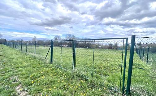 Pronájem zahrady 700 m², Chrudim