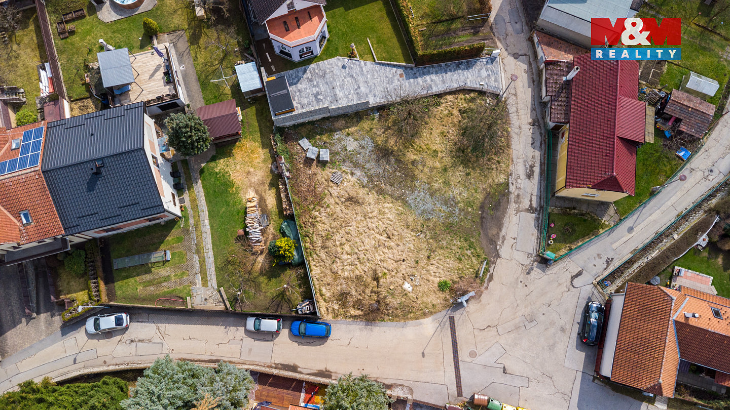 Prodej stavebního pozemku 495 m² – pohled 4