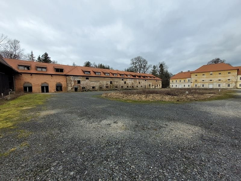 Prodej ubytovacího objektu 1 539 m² – fotografie 3