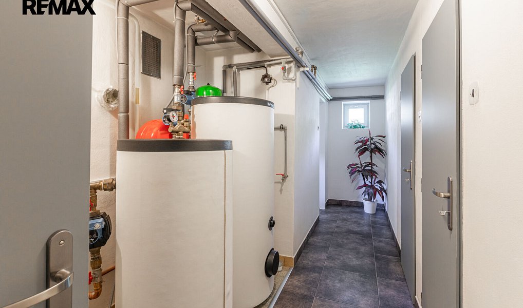 Prodej domu 227 m² s pozemkem 2 787 m², Okrouhlá – náhled fotky 21