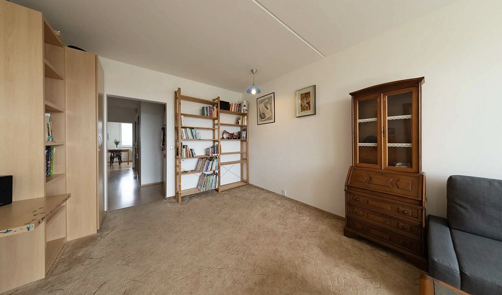 Prodej bytu 4+1 84 m², Praha – náhled fotky 3