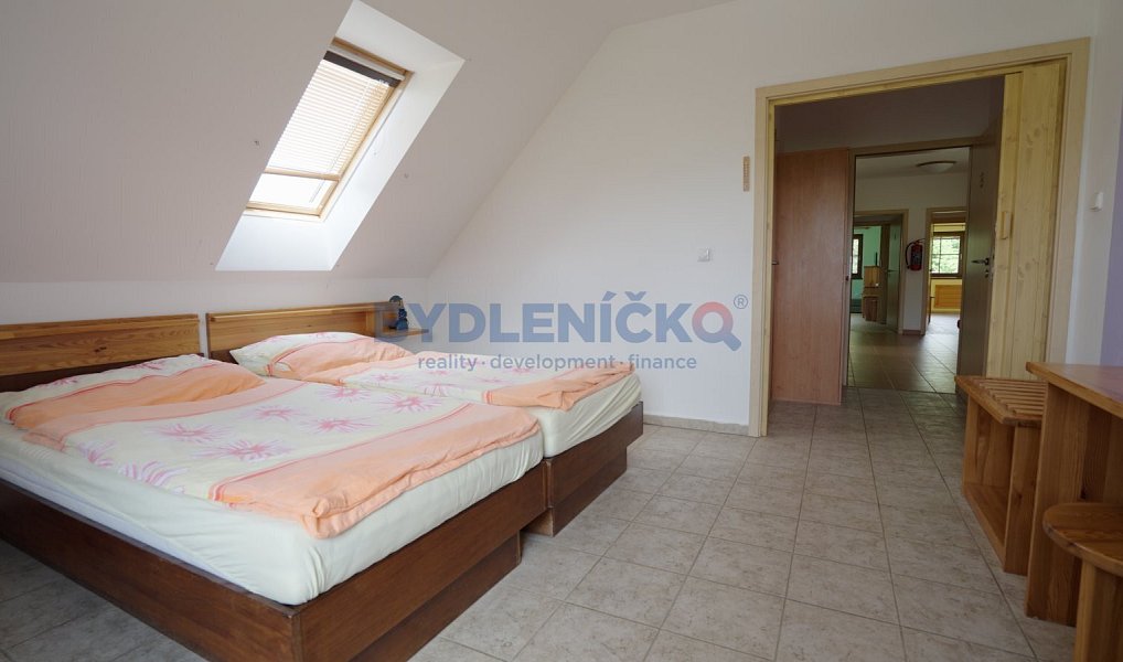 Prodej domu 275 m² s pozemkem 1 663 m², Chlum u Třeboně – náhled fotky 13