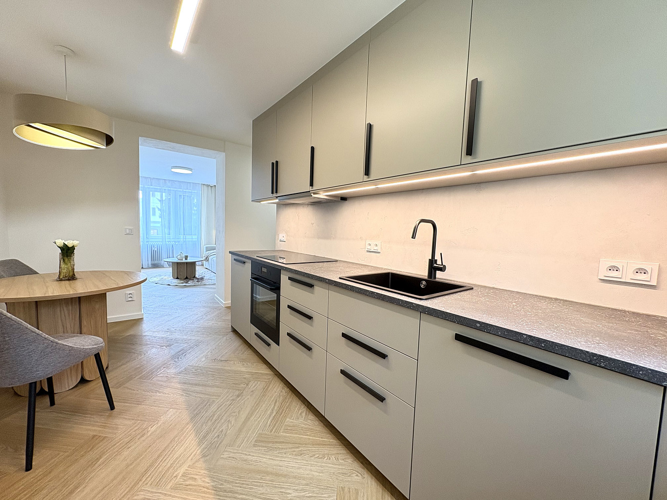 Prodej bytu 2+1 54 m² — photo 3