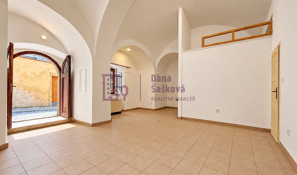 Pronájem obchodních prostor 41 m², Jindřichův Hradec – náhled fotky 2
