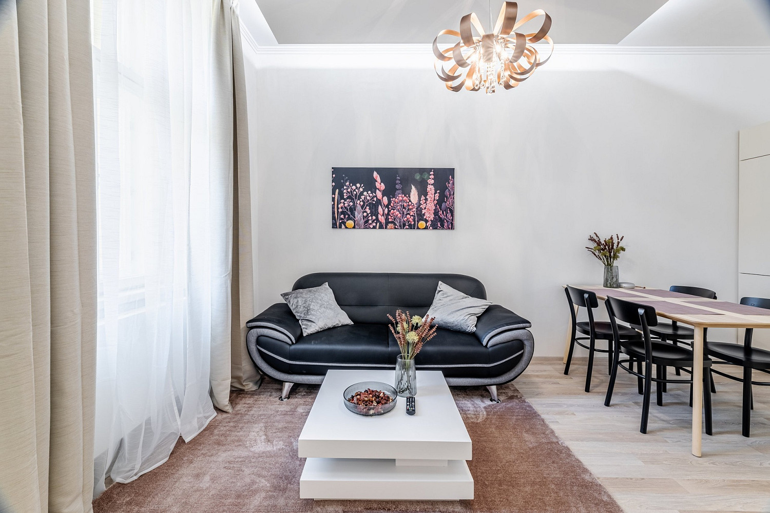 Pronájem bytu 2+kk 48 m² — photo 2