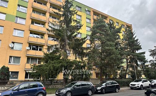 Prodej bytu 1+1 35 m², Sídliště Za Chlumem, Bílina - Teplické Předměstí, okres Teplice